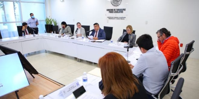 Respaldan propuesta de MORENA para aplazar canje de placas Respaldan propuesta de MORENA para aplazar canje de placas