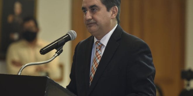 CONFIRMAN IRREGULARIDADES EN ENTREGA RECEPCIÓN CONFIRMAN IRREGULARIDADES EN ENTREGA RECEPCIÓN