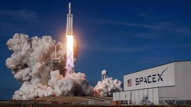 Los restos de un cohete de Elon Musk chocarán con la Luna en marzo