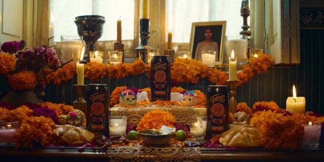 VICTORIA CEMPASÚCHIL, LA NUEVA EDICIÓN ESPECIAL DE CERVEZA VICTORIA PARA CELEBRAR EL DÍA DE MUERTOS VICTORIA CEMPASÚCHIL, LA NUEVA EDICIÓN ESPECIAL DE CERVEZA VICTORIA PARA CELEBRAR EL DÍA DE MUERTOS