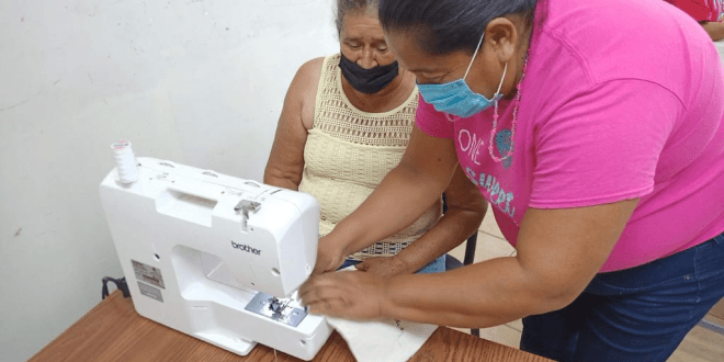 Reabren centro cultural «Palmares» con taller presencial de bordado.