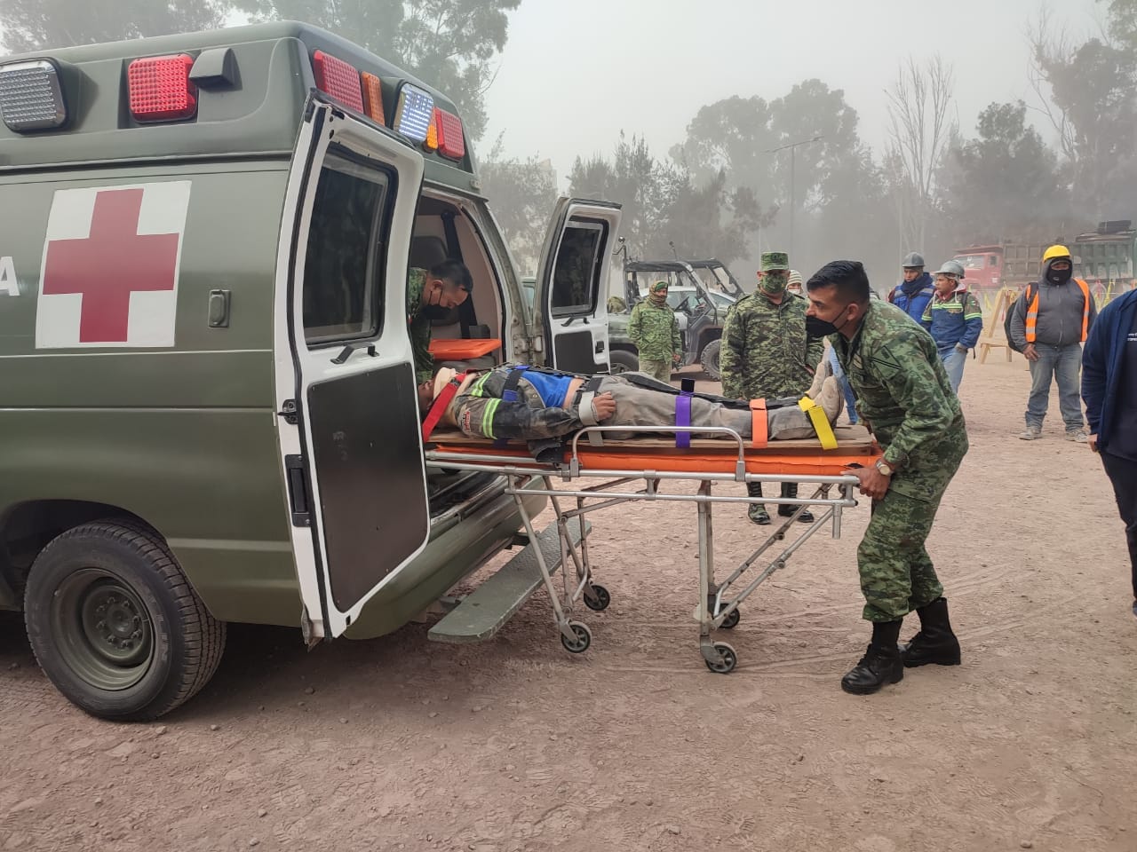Acidente deja lesionados en el AIFA