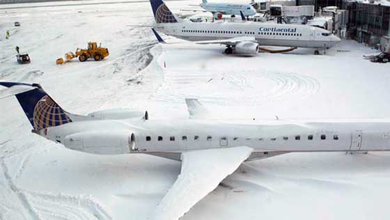 Cancelan nevadas vuelos