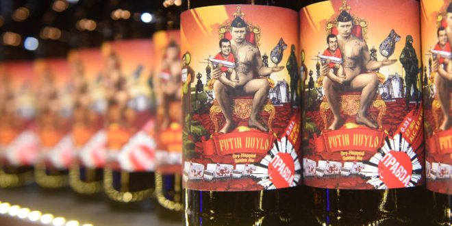 De la cerveza a los cocteles molotov, la lucha de una cervecería ucraniana contra Putin