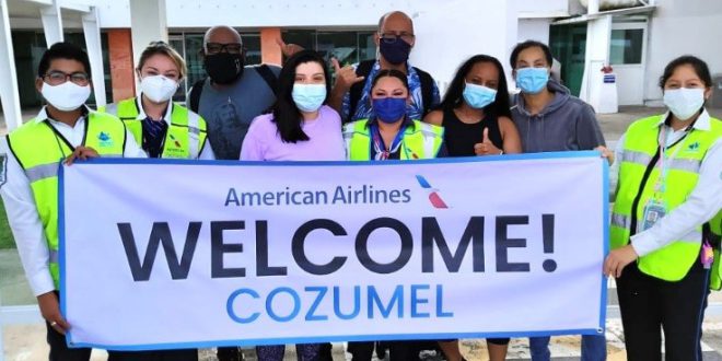 Beneficia American Airlines a niños en Cozumel