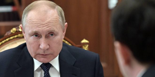 Asesores engañan a Putin sobre guerra, revela EU