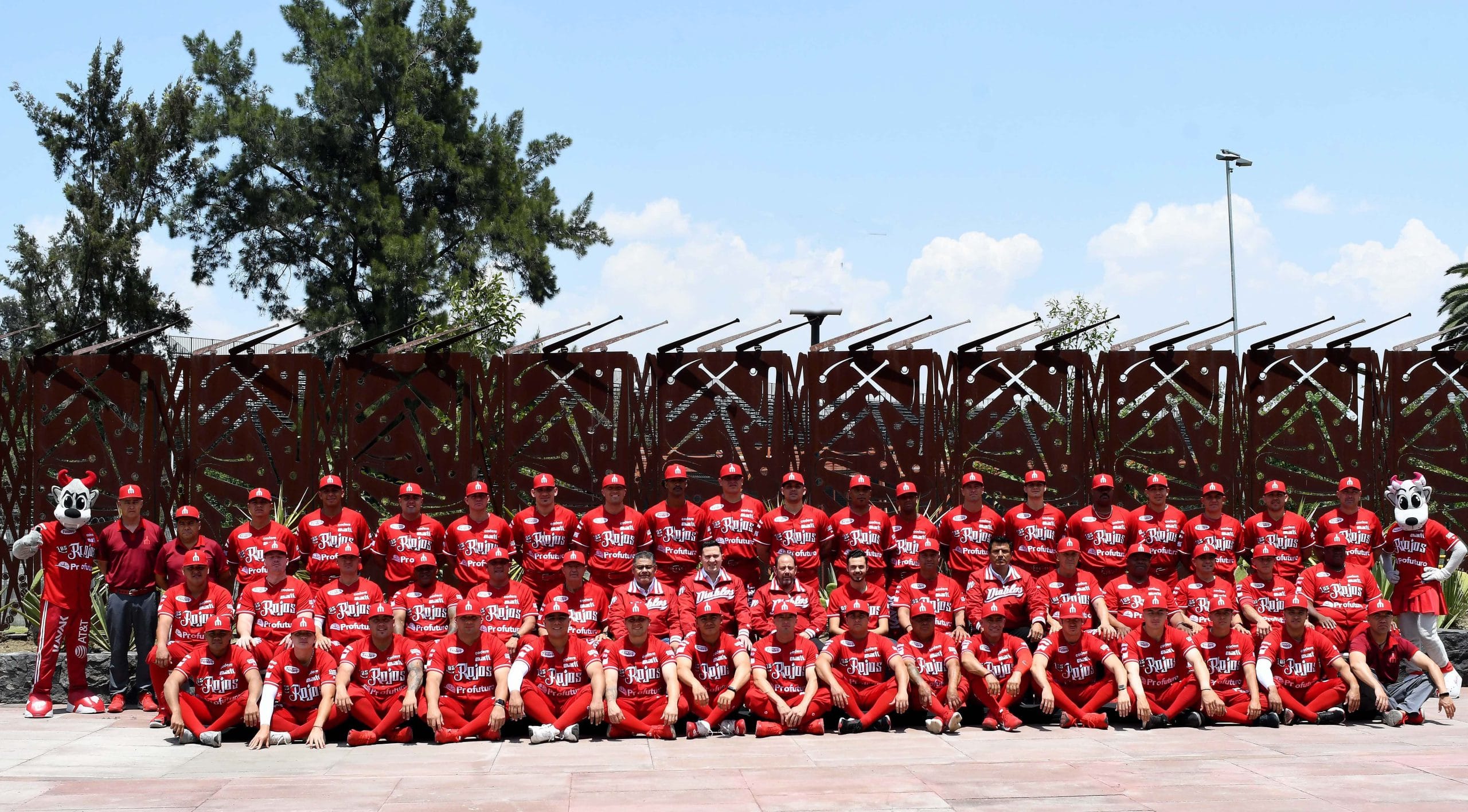 DIABLOS ROJOS SE TOMA LA FOTO OFICIAL