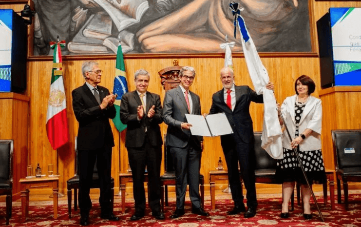Fil Guadalajara: Brasil entrega a la Feria del Libro la Medalla de la Orden de Rio Branco