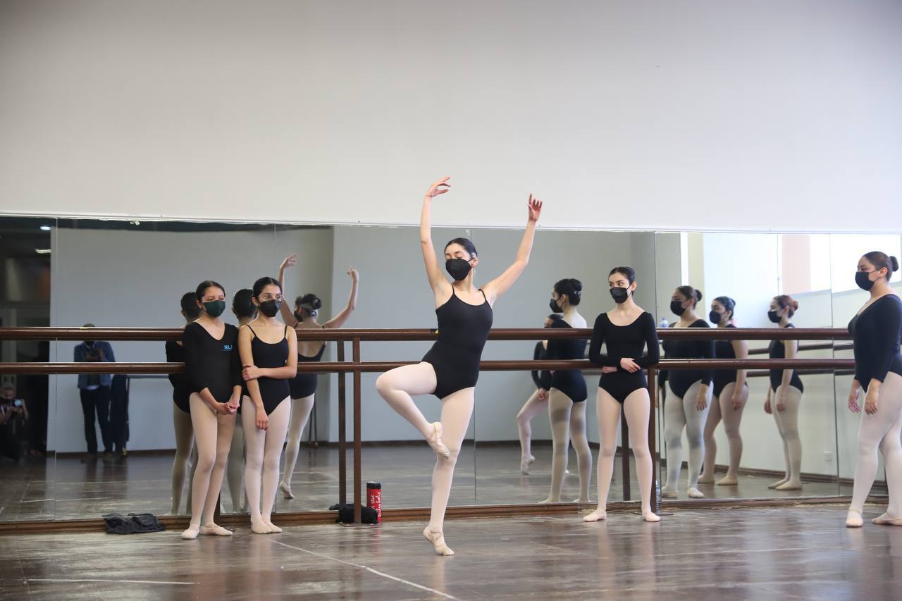 PRESENTAN PROYECTOS GANADORES DE BECA CULTURAL