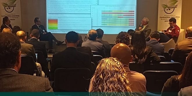 Realiza la SICT el Seminario<br>“Combustibles Sostenibles de Aviación y su importancia en México” Realiza la SICT el Seminario<br>“Combustibles Sostenibles de Aviación y su importancia en México”