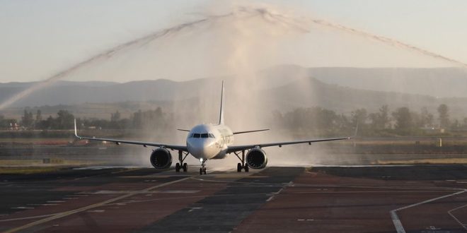 Jalisco inaugura vuelo sin escalas entre Guadalajara y Orlando, vía Frontier Airlines