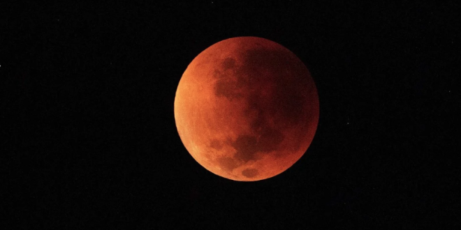 Eclipse lunar total, el único que habrá hasta dentro de tres años