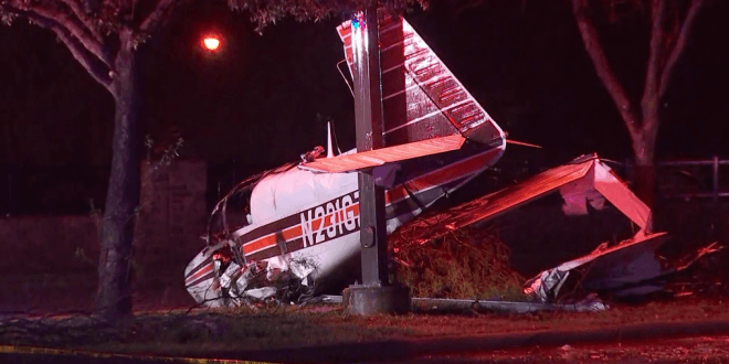 Cae avión en Carrollton Texas Cae avión en Carrollton Texas