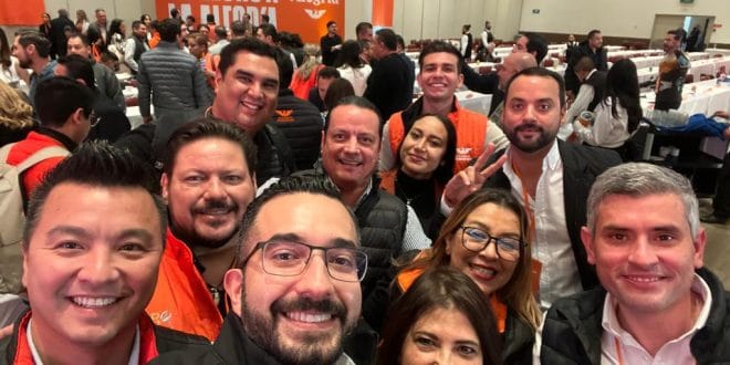 MOVIMIENTO CIUDADANO, LA ÚNICA OPOSICIÓN REAL PARA GANAR LA PRESIDENCIA DE LA REPÚBLICA MOVIMIENTO CIUDADANO, LA ÚNICA OPOSICIÓN REAL PARA GANAR LA PRESIDENCIA DE LA REPÚBLICA