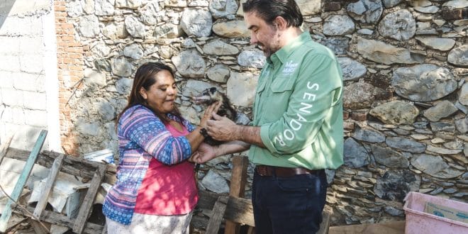 ME CONVENCEN SUS PROPUESTAS PORQUE LO CONOZCO Y BRINDA CONFIANZA: MÍA FRESSY, RESCATISTA DE ANIMALES ME CONVENCEN SUS PROPUESTAS PORQUE LO CONOZCO Y BRINDA CONFIANZA: MÍA FRESSY, RESCATISTA DE ANIMALES