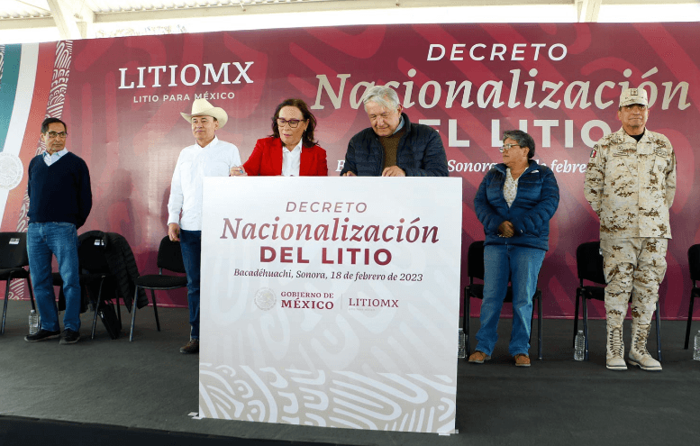 PRESIDENTE DECRETA NACIONALIZACIÓN DEL LITIO