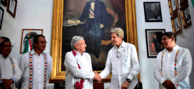 “Estados Unidos y México, para siempre”, asegura John Kerry en Oaxaca