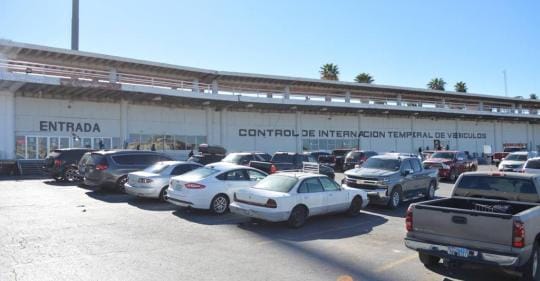 Prefieren paisanos cruzar por Nuevo Laredo Prefieren paisanos cruzar por Nuevo Laredo