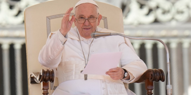 Papa Francisco aprueba que las mujeres puedan votar en la próxima reunión de obispos