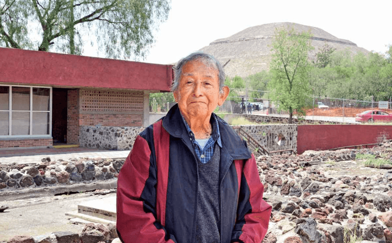 Muere el arqueólogo Rubén Cabrera