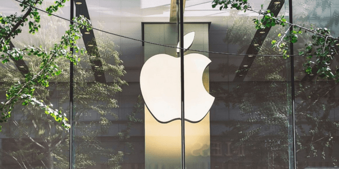 Apple prohíbe a sus empleados usar ChatGPT para el trabajo