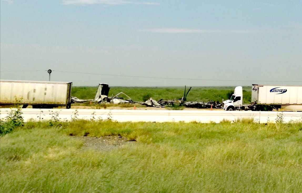 Mueren dos en accidente carretero