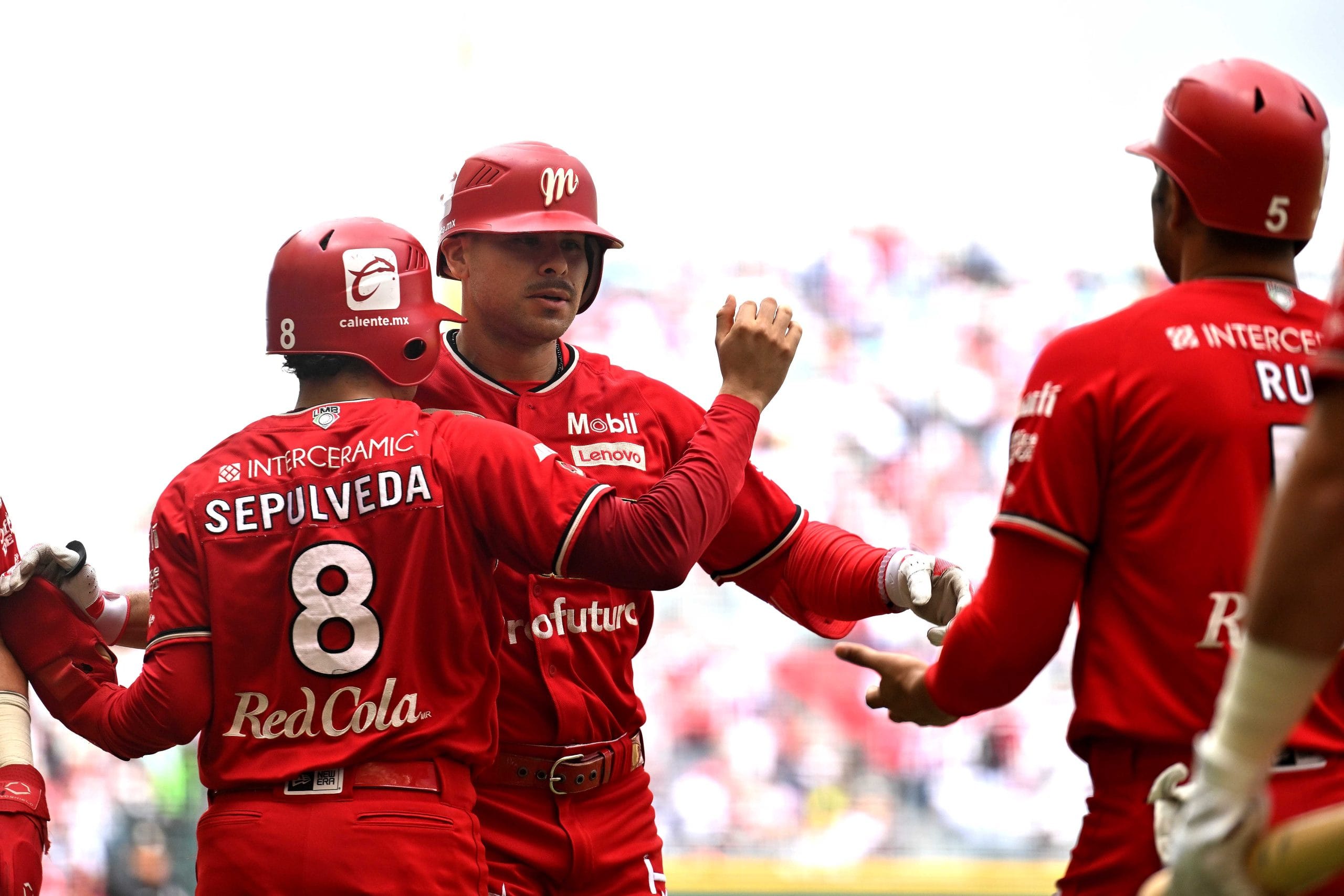 Diablos barre a Tigres y llega a 35 triunfos en la temporada