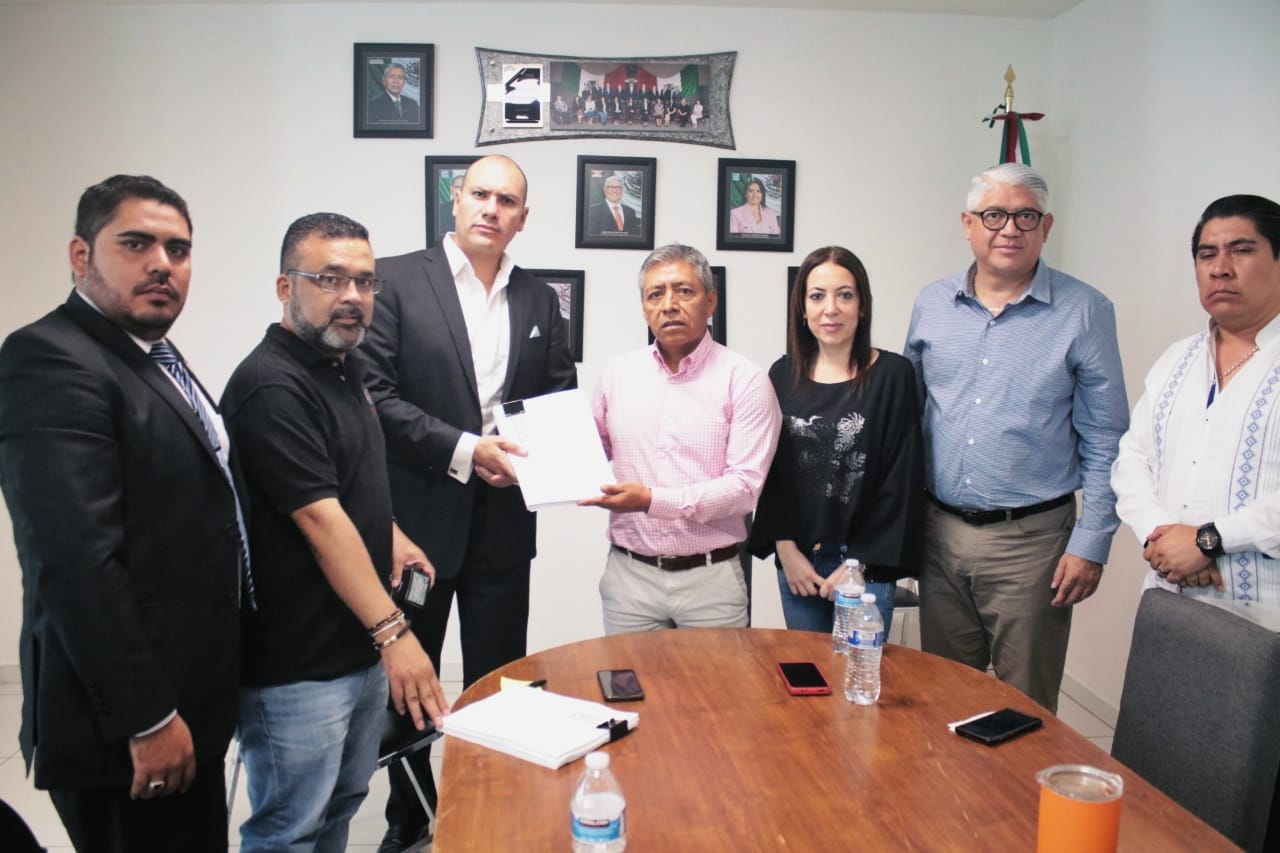 Presentan denuncia de juicio político contra El Cuau