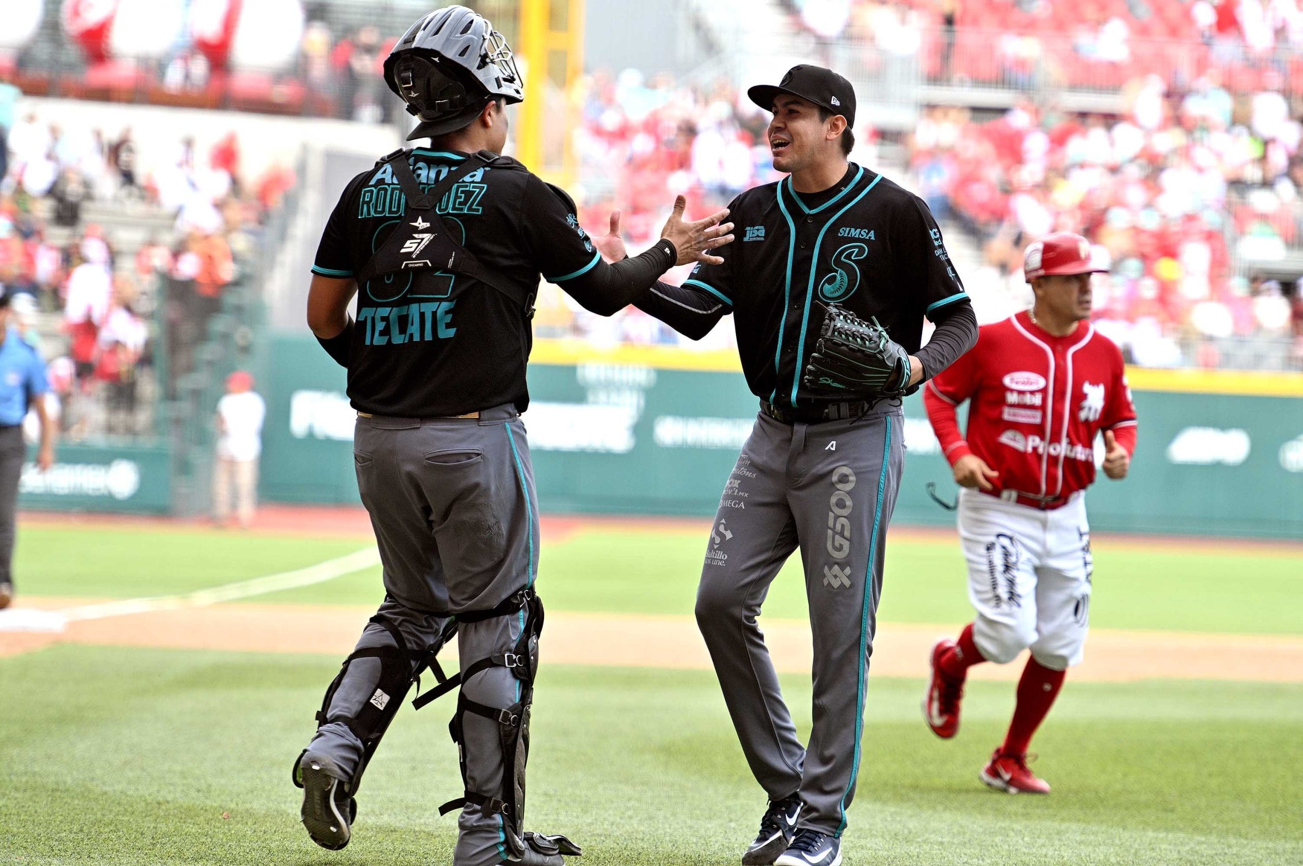 SARAPEROS SE LLEVA JUEGO RÉCORD EN EL ESTADIO ALFREDO HARP
