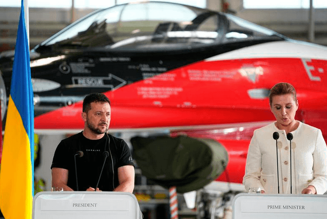 Holanda y Dinamarca entregarán aviones de combate a Ucrania