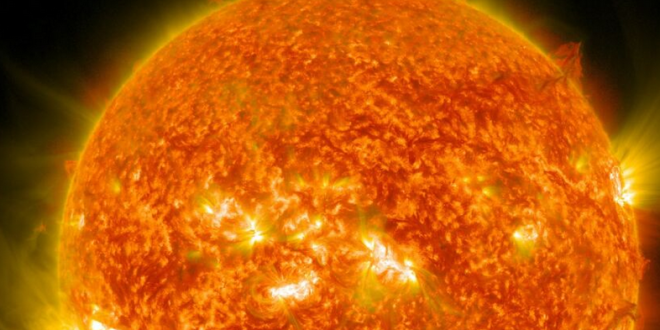 NASA reporta mancha solar que podría afectar a la Tierra