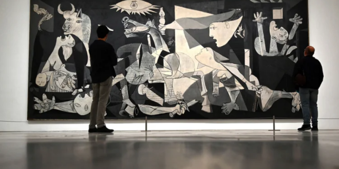 El mítico Guernica de Picasso ahora podrá ser fotografiado por los visitantes del Museo Reina Sofía