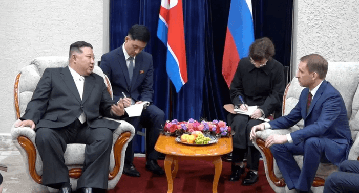 Kim Jong Un visita a Putin en Rusia