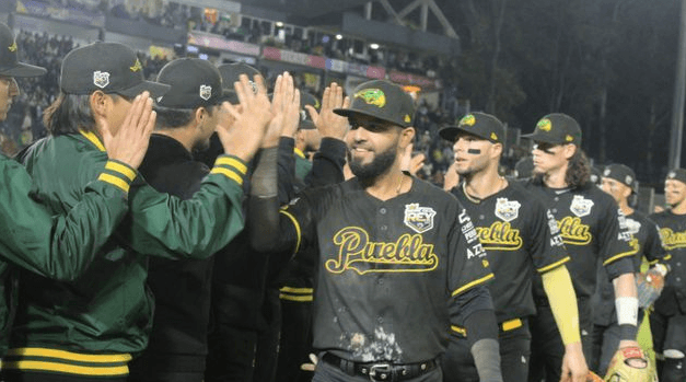 Pericos vence a Algodoneros e iguala la Serie del Rey