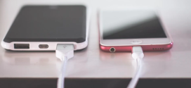 La razón por la que no deberías usar los conectores USB de los aeropuertos