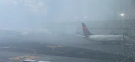 Caos por niebla en el AICM
