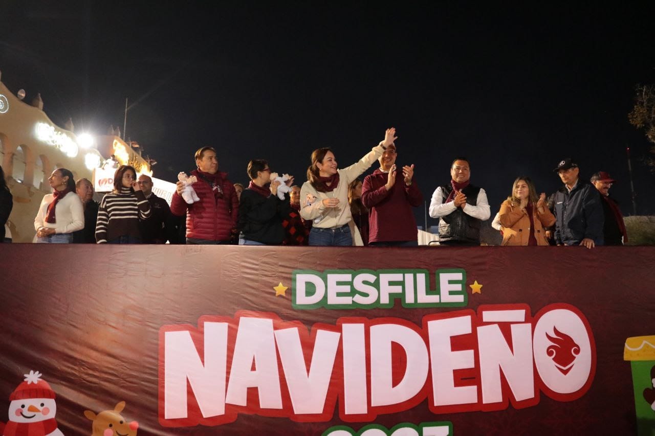 VIVEN NEOLAREDENSES TRADICIONAL DESFILE NAVIDEÑO 2023￼