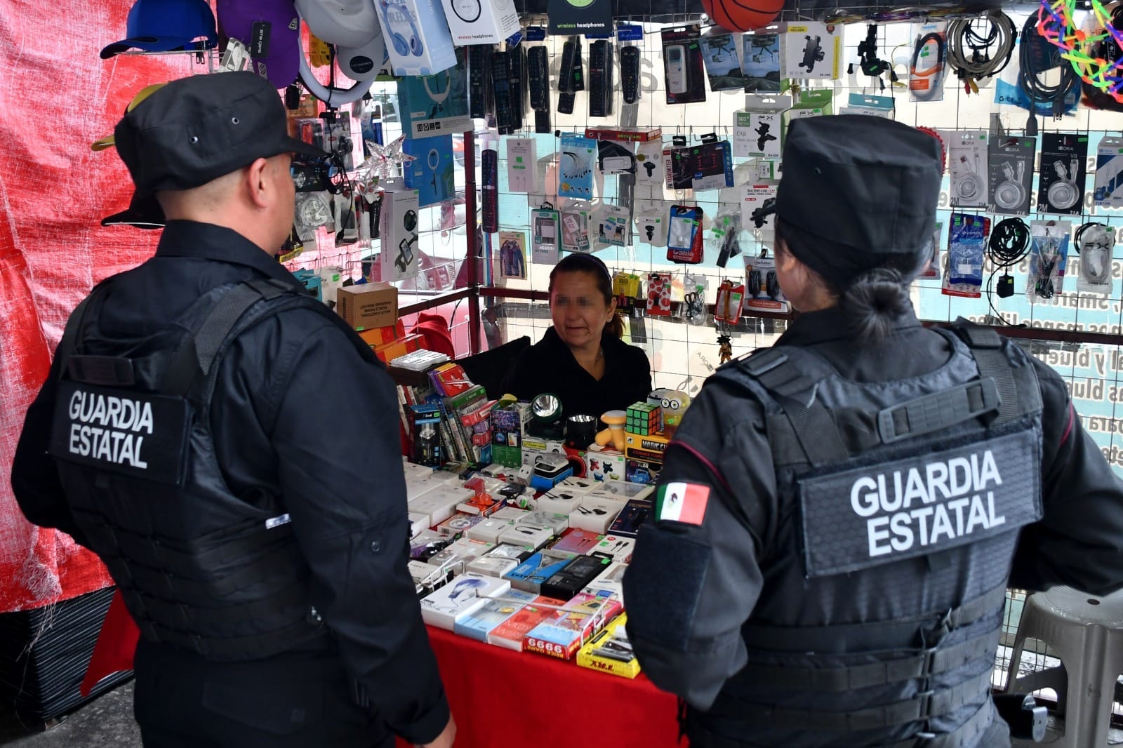 Guardia Estatal mantiene labores preventivas en carreteras y centros comerciales￼