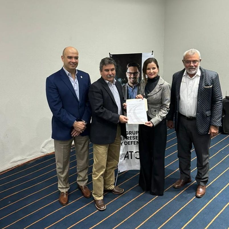 Acuerdan SE, SOP y transportistas impulsar desarrollo económico de Nuevo Laredo