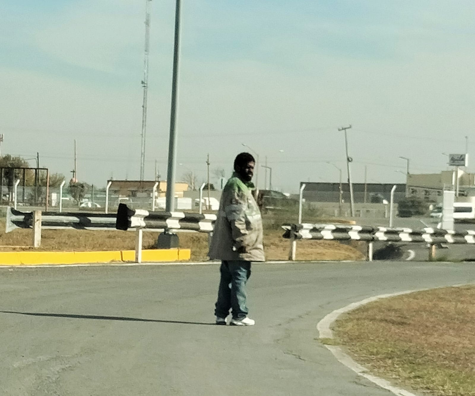 Deambula ‘homeless’ por Aeropuerto de Nuevo Laredo
