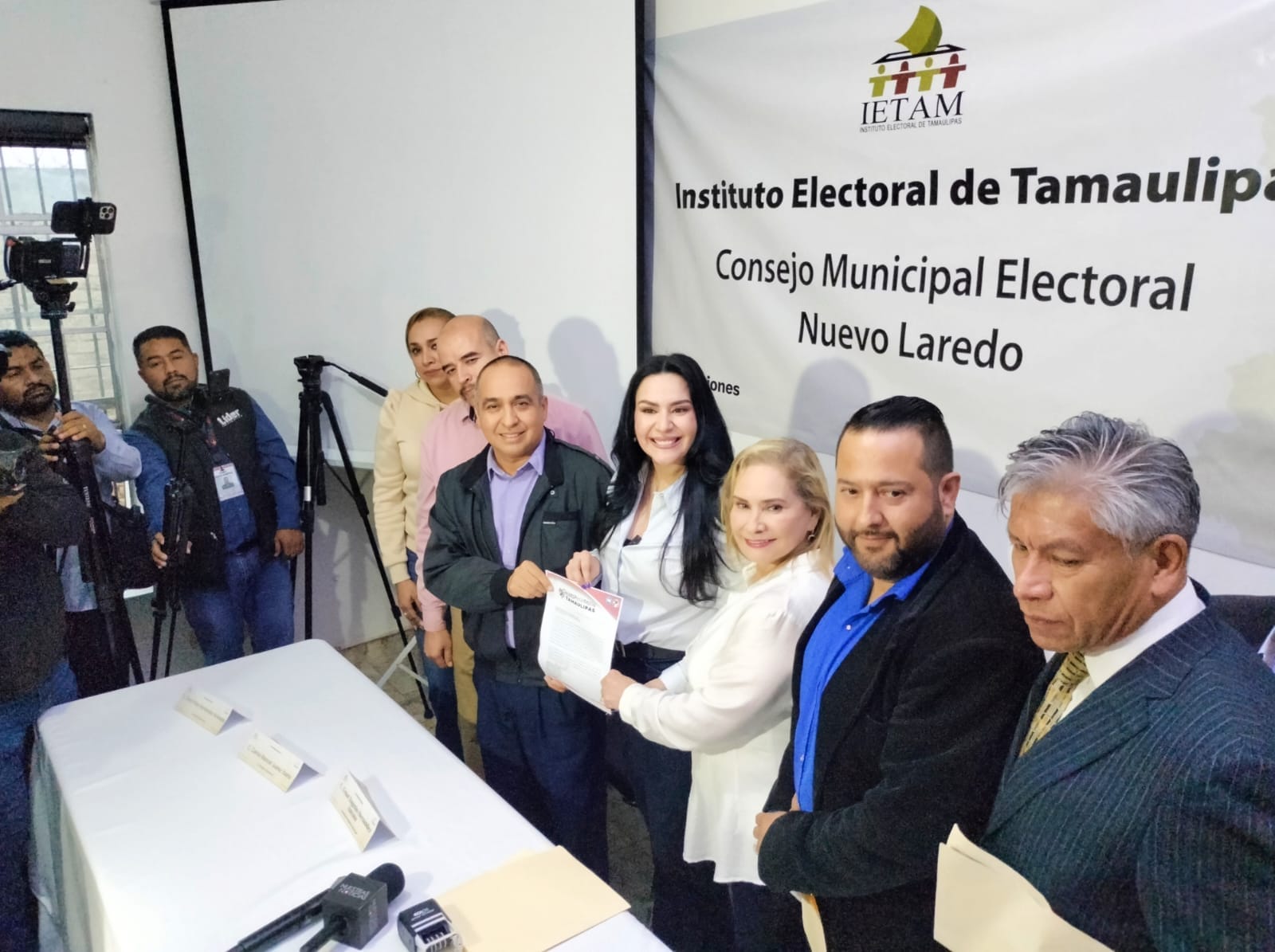 Quiero darle a Nuevo Laredo el futuro que merece: Yahleel Abdala