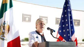 Concluye Bárcena gira de trabajo en Texas