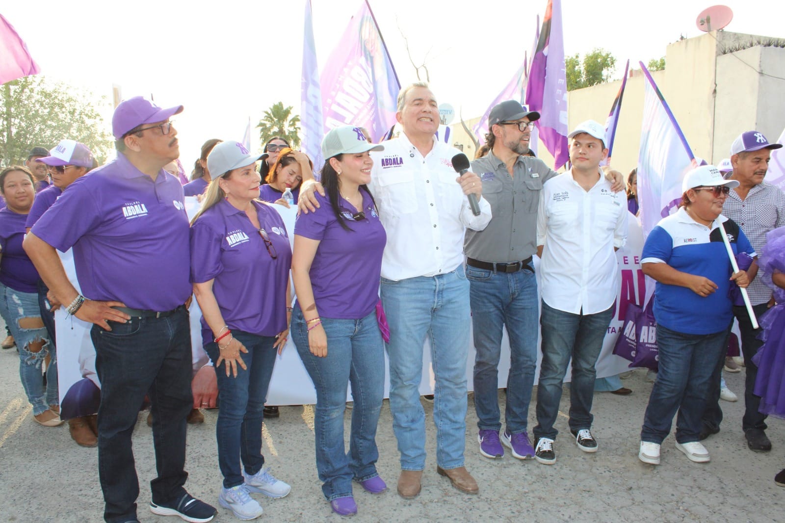 Se adhiere Ramón Garza Barrios a proyecto de Yahleel Abdala