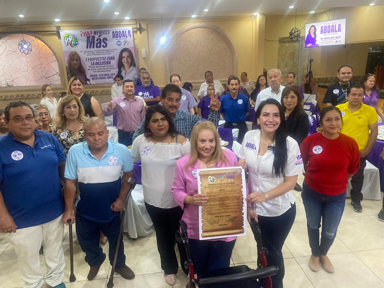 Yahleel Abdala firma convenio de compromiso con Asociación Civil “Armando un Camino de Vida” que apoya a personas con discapacidad