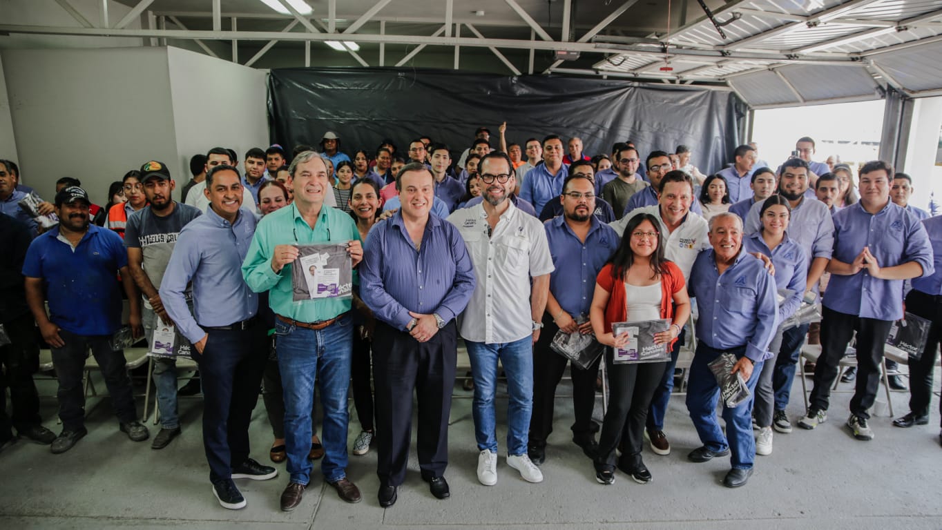Se compromete Héctor Canales con transportistas