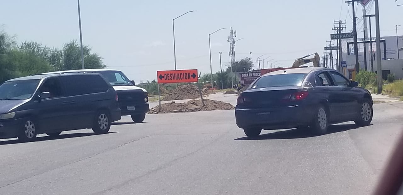 ¡Cuidado! Hay baches poncha llantas por toda la ciudad y sin lluvia a quien culpar