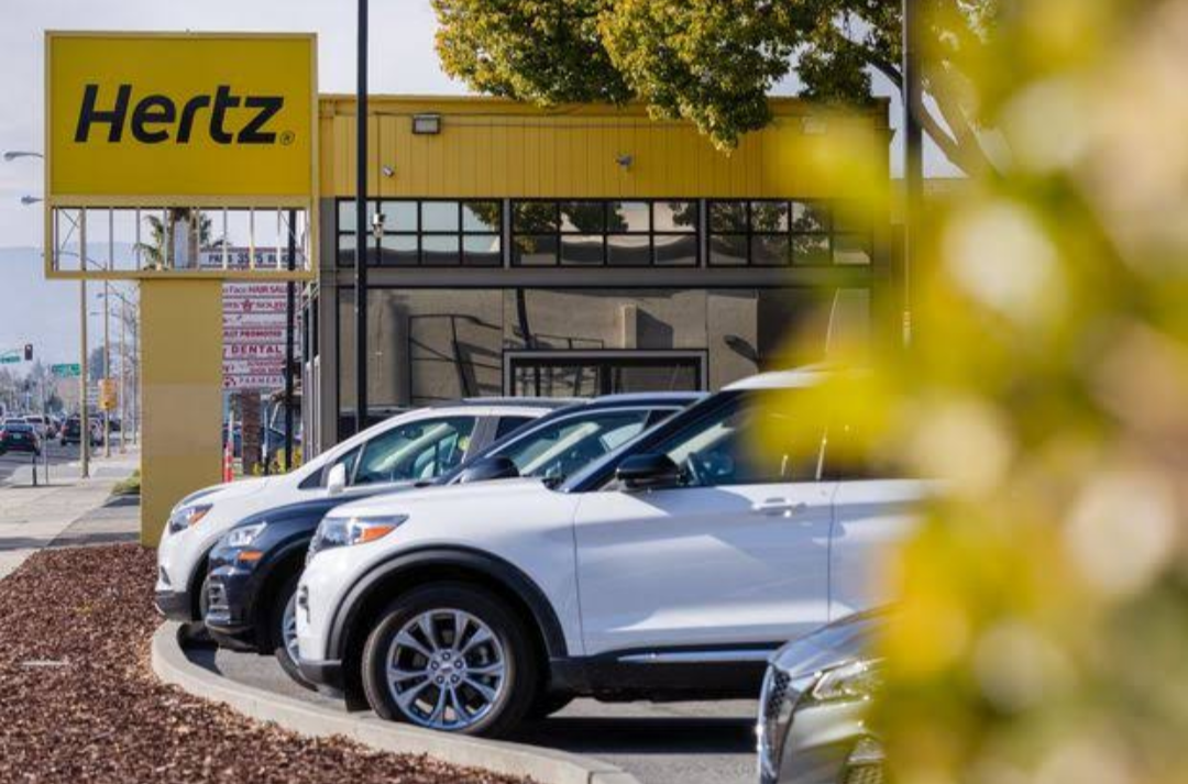 Reacomoda Hertz su consejo directivo