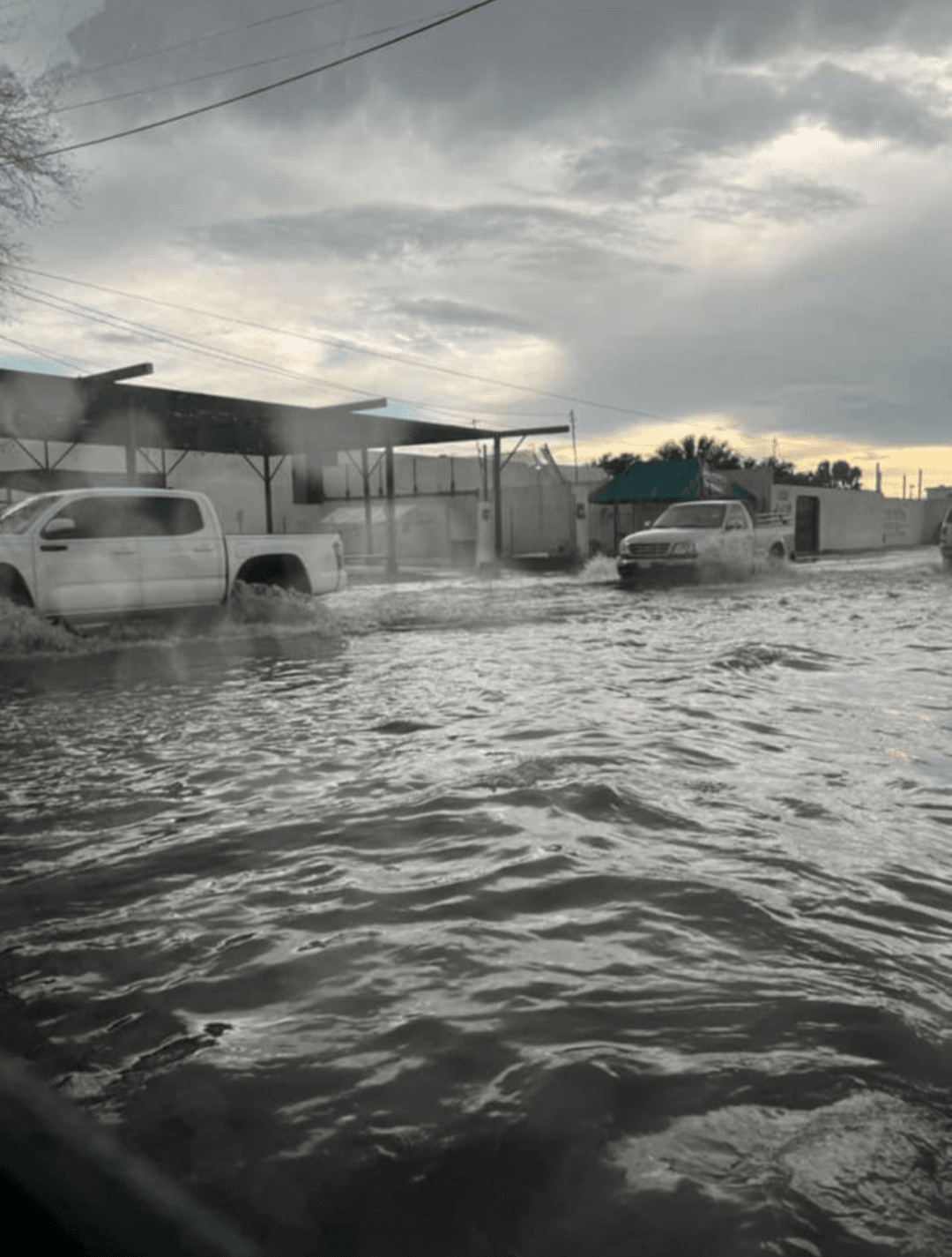 Inundaciones persisten en Nuevo Laredo a pesar de supuestas millonarias inversiones en drenaje pluvial
