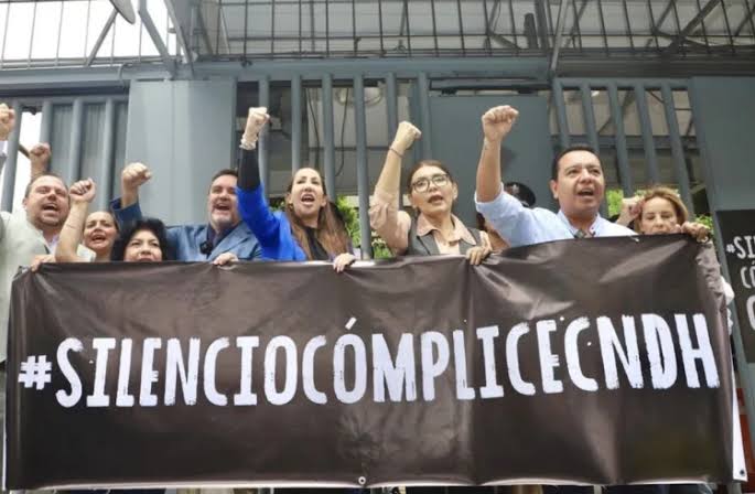 Clausuran diputados del PAN CNDH