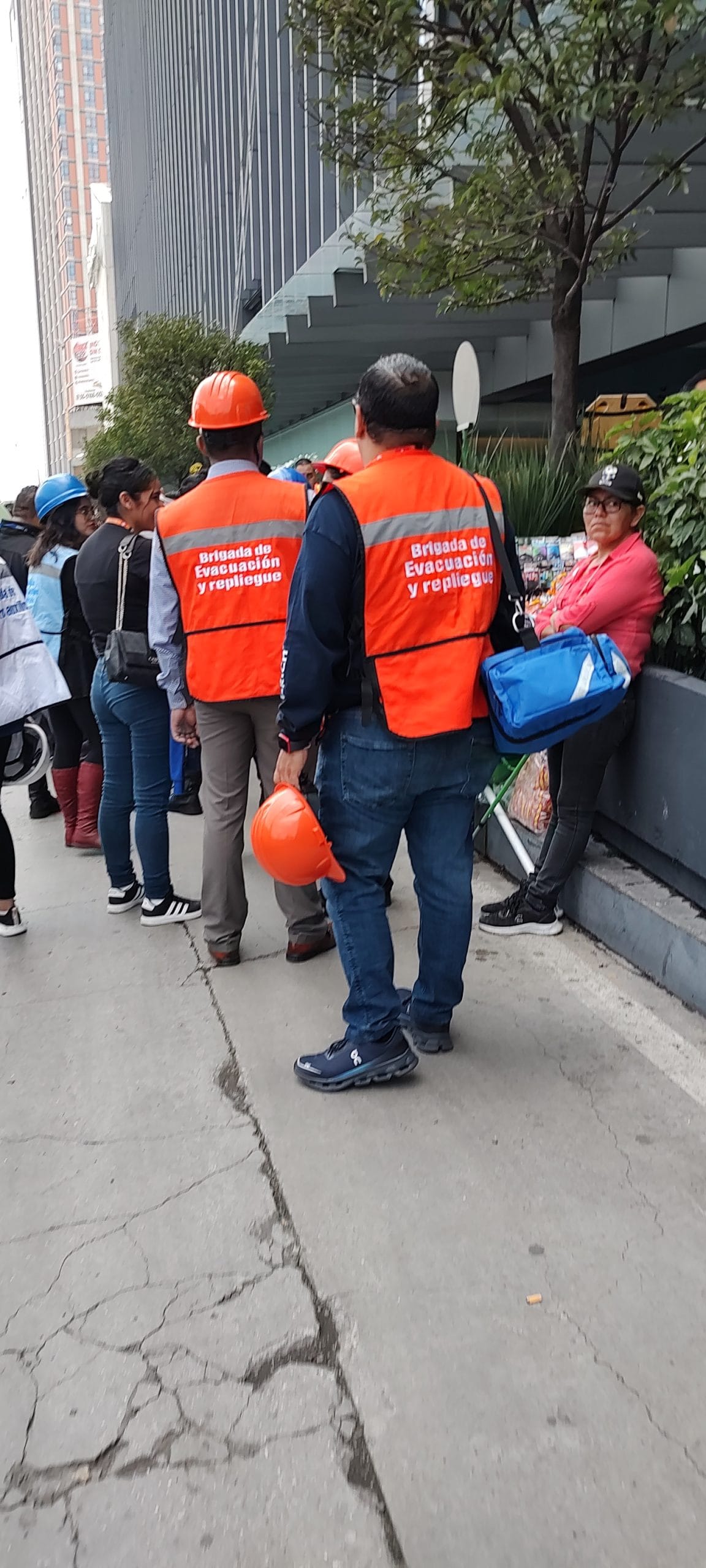 Realizan simulacro con demora de alerta
